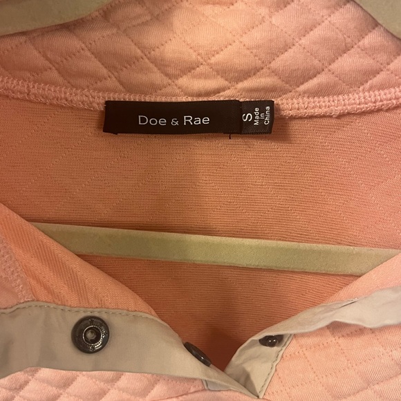 Doe & Rae Pink Pullover - Picture 3 of 4